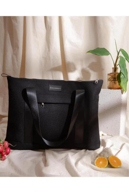 Cosmic Cosmos svart toteväska