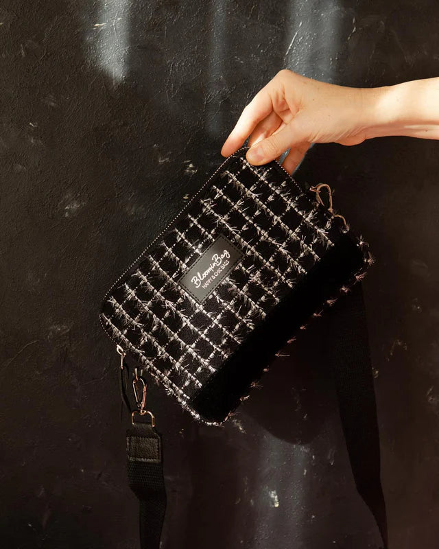 Noir Tweed Axelremsväska